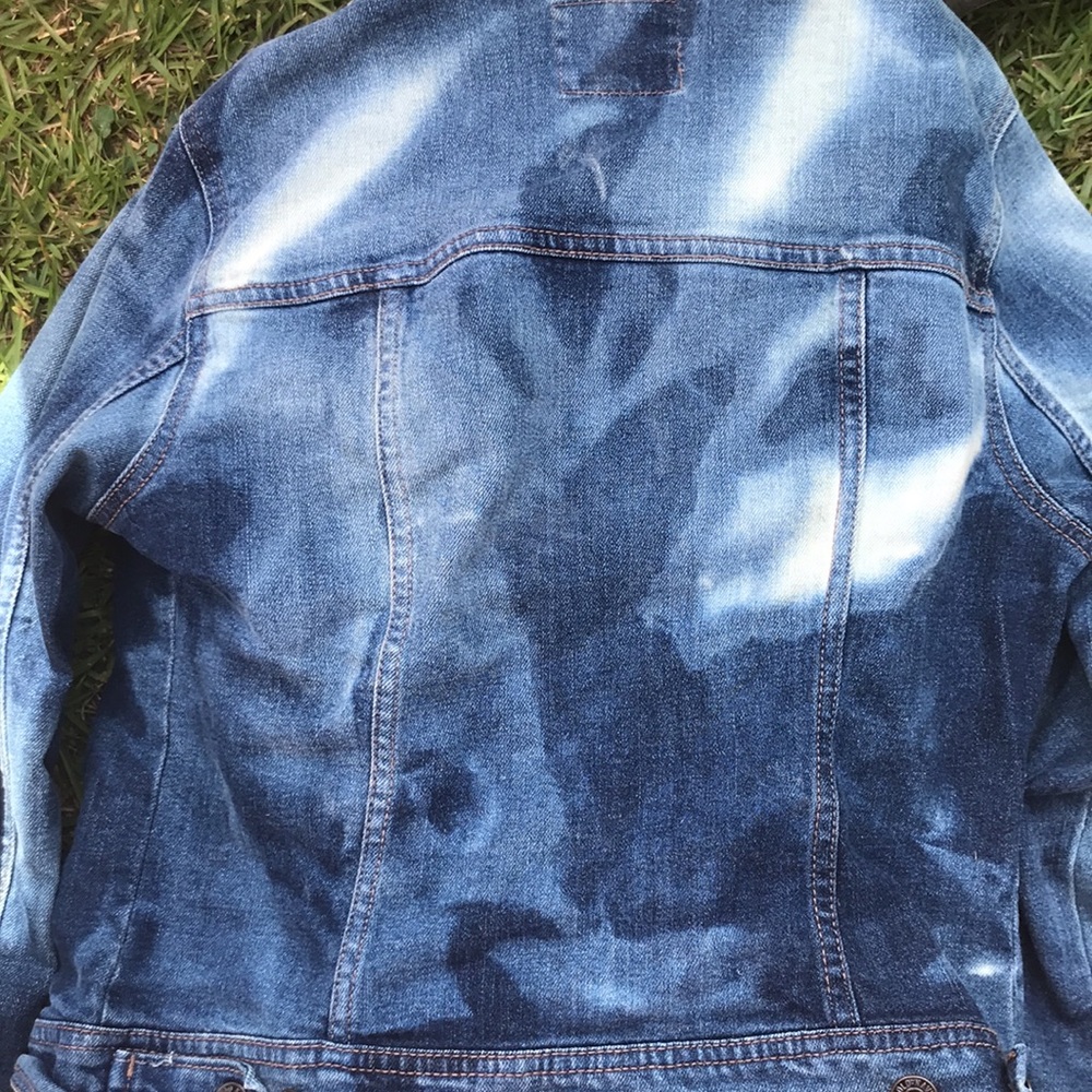 Blue Jean Jacket - Picture 4 of 4